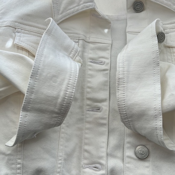 New Directions white jean jacket. Size petite small. - Picture 4 of 6